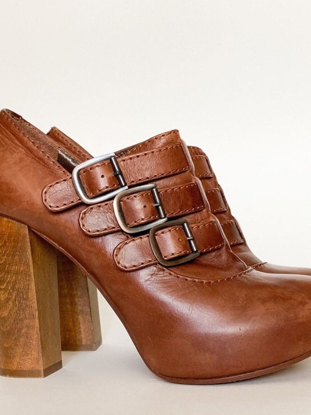 Chloe Vintage Y2K Silverado Brown Leather Buckle Heel Booties Sz 40 (9)- EUC
